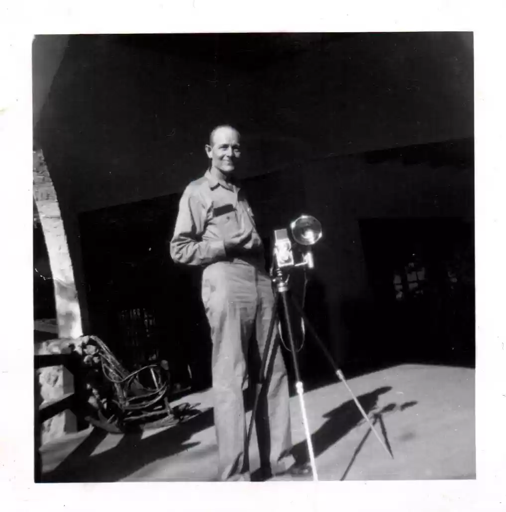 F.W. (Bill) Homberger and his new Ricoflex.